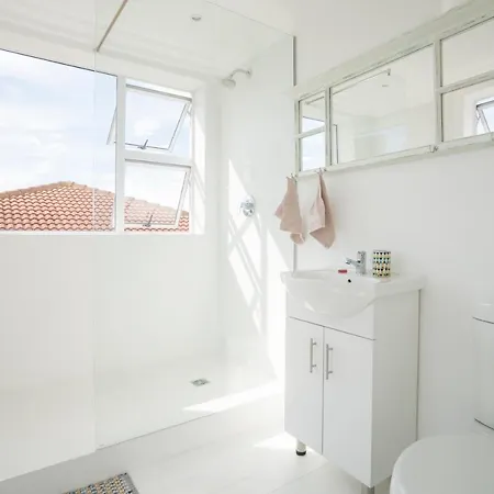 Sunset Beach Living Guesthouse Cape Town Exterior photo