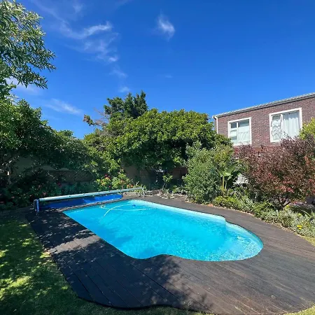 Sunset Beach Living Guesthouse Cape Town Exterior photo