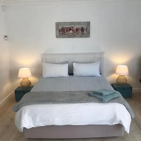 Sunset Beach Living Guesthouse Cape Town Exterior photo