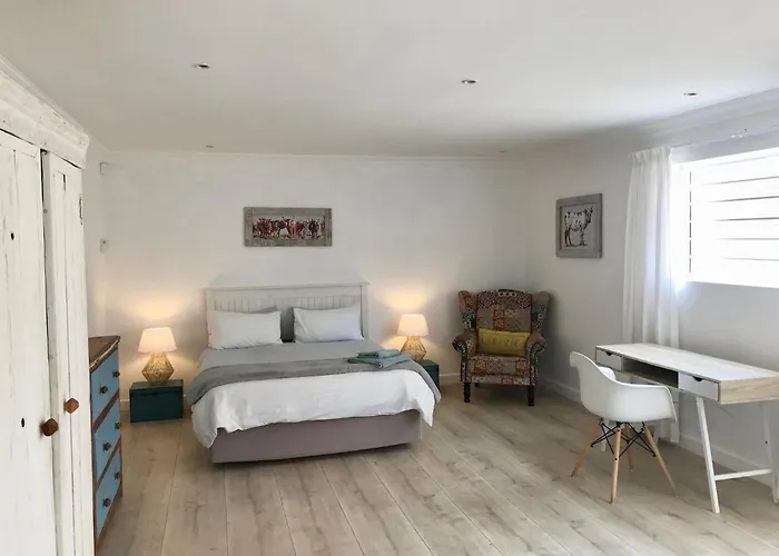 Sunset Beach Living Guesthouse